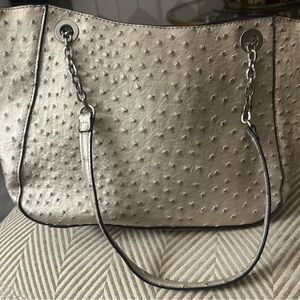 Elegant Cream Tote Bag with Chain Straps